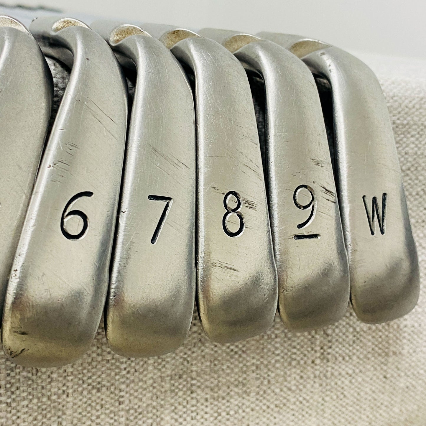 PING i10 White-Dot Single Iron. Sold Separately. Z765 Stiff Steel - Very Good Condition # 13934