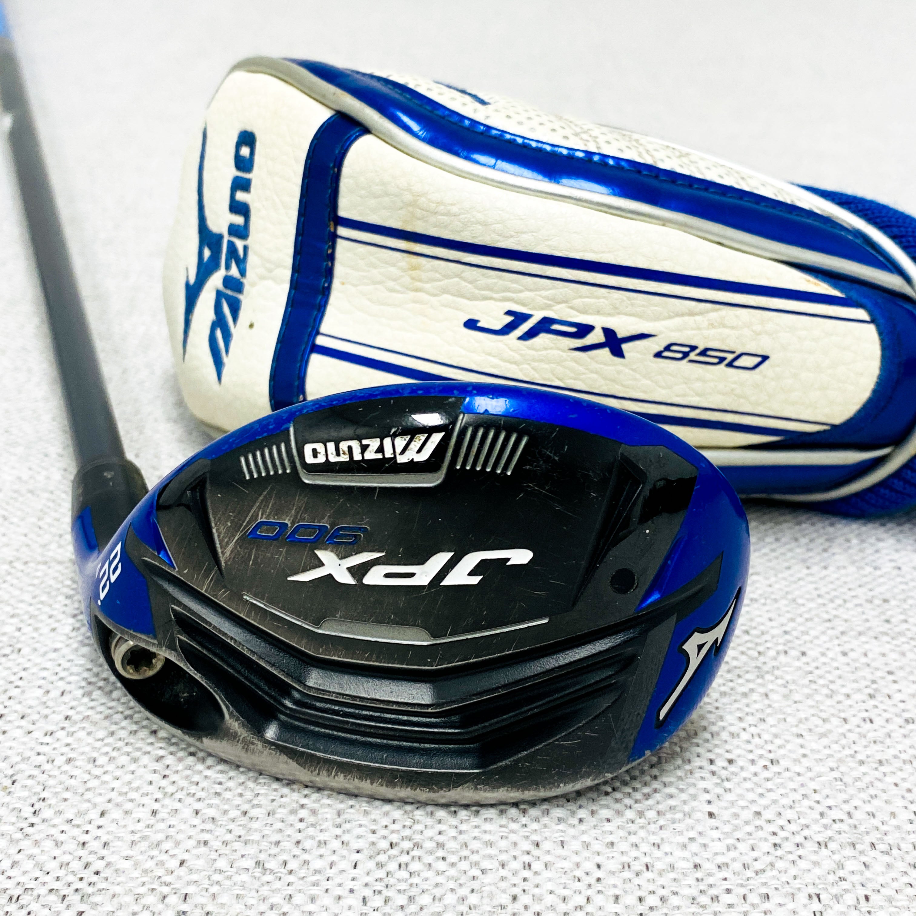 Mizuno JPX-900 4-Hybrid. 22 Degree, Regular Flex - Good Condition # 14 –  sundaysticks.com.au