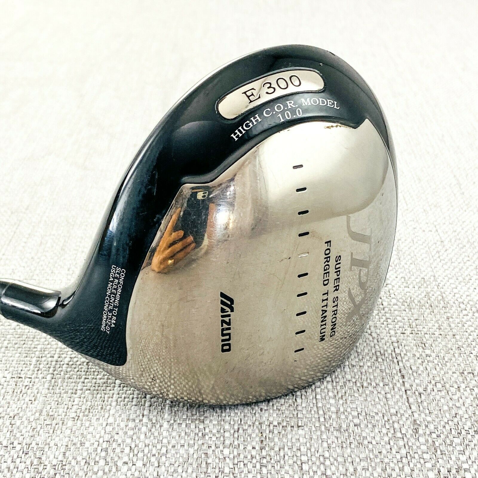 Mizuno JPX E 300 Forged Titanium Driver. 10 Degree Regular Flex 11695