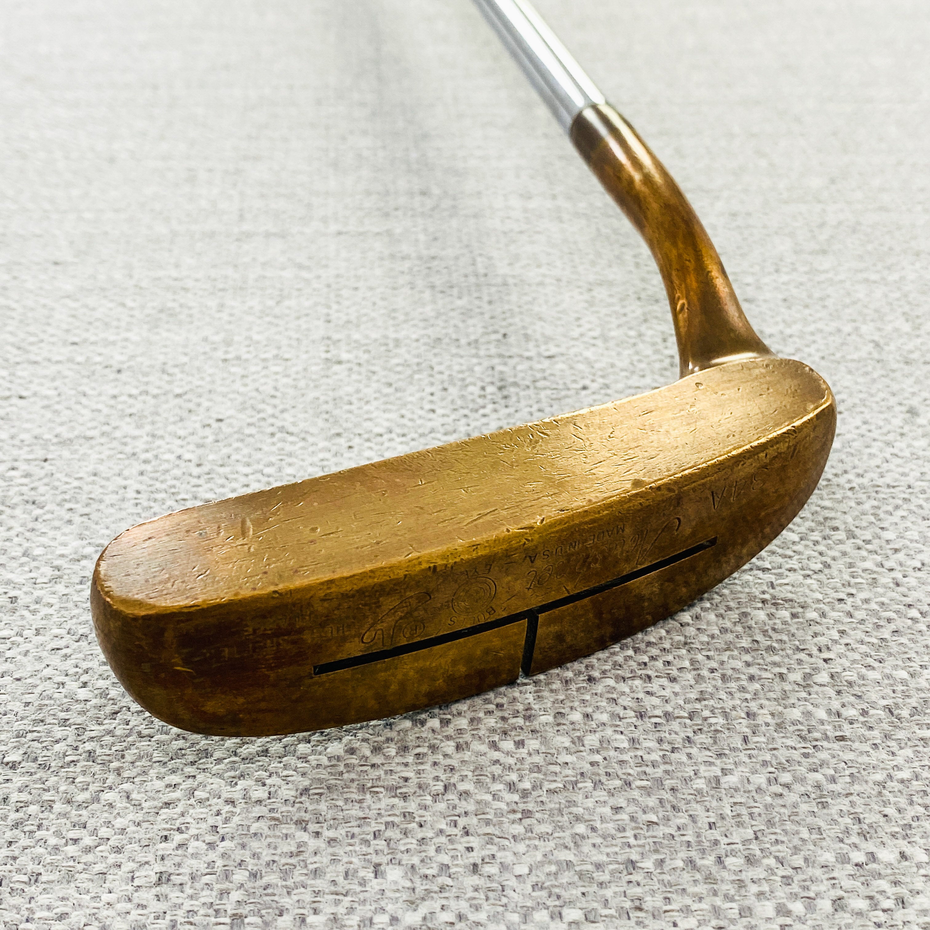 Acushnet Bulls Eye 34A Heel Shafted Putter. 34.5 inch - Good Condition –  sundaysticks.com.au