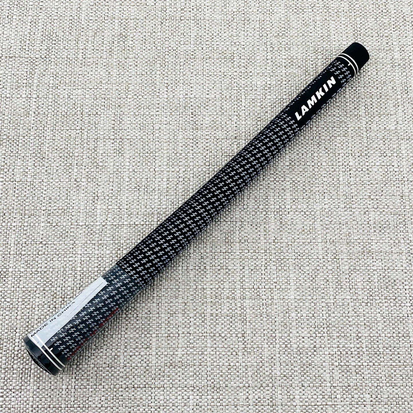 Lamkin Crossline swing grip. Choice of size. Black/White - Price includes fitment.