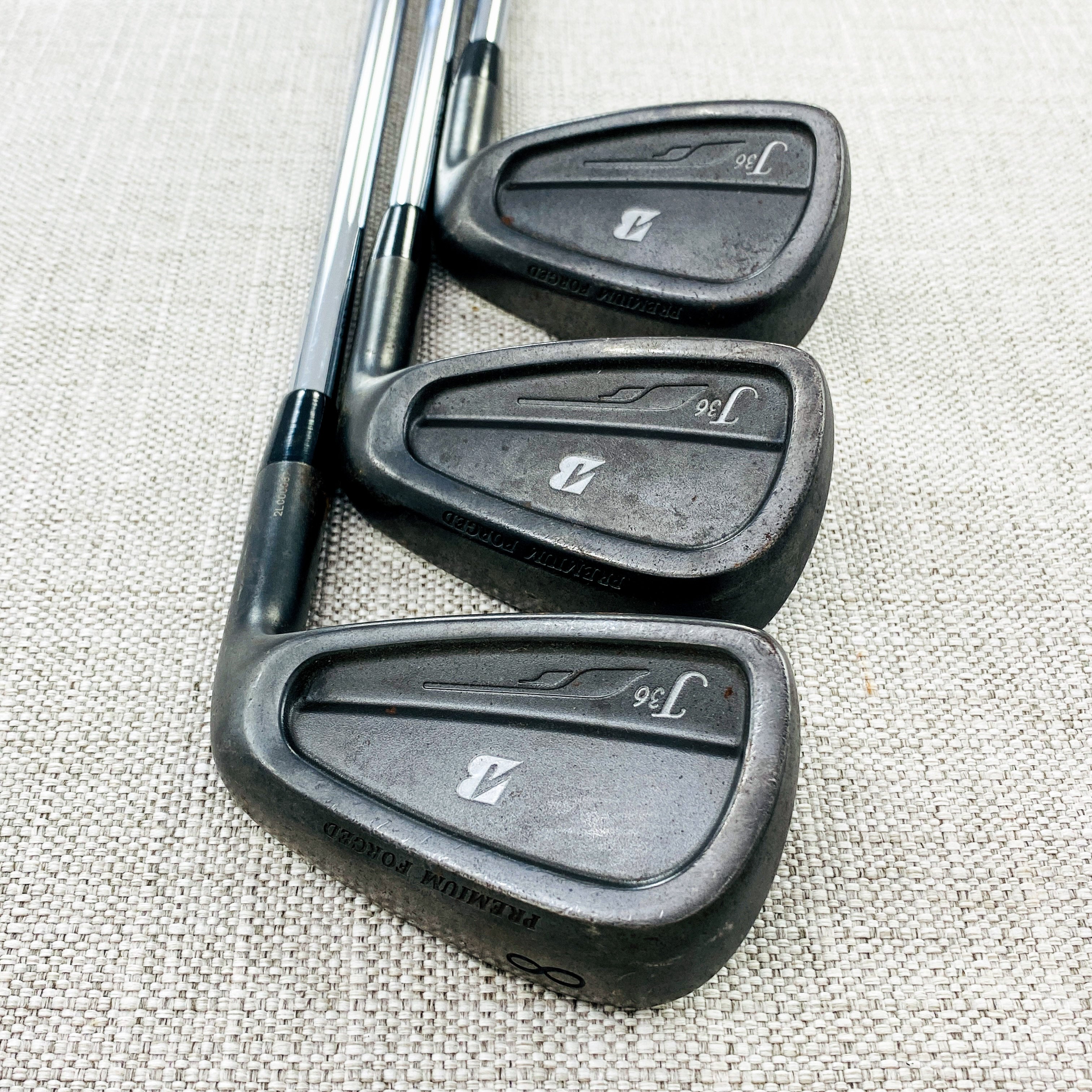 Bridgestone J36 Limited Edition Black Iron Set (4-P) PX 6.0